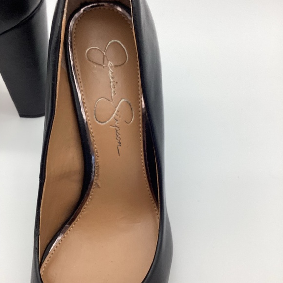 1788. Jessica Simpson Black Block Heel Pumps EUC Size 9 - Picture 10 of 12